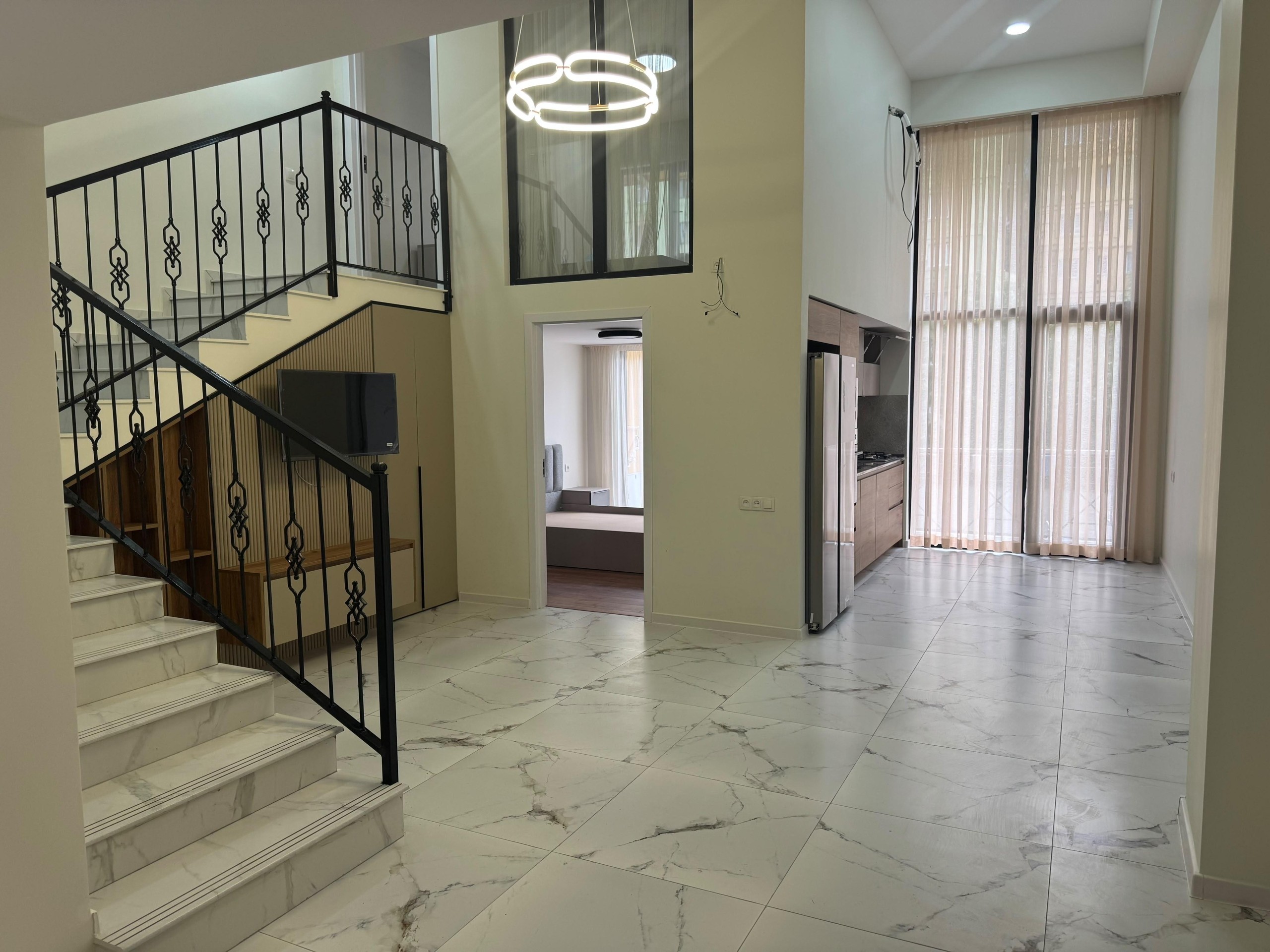 5-Room Apartment For Sale In Batumi, David Aghmashenebeli St, 20i view 2
