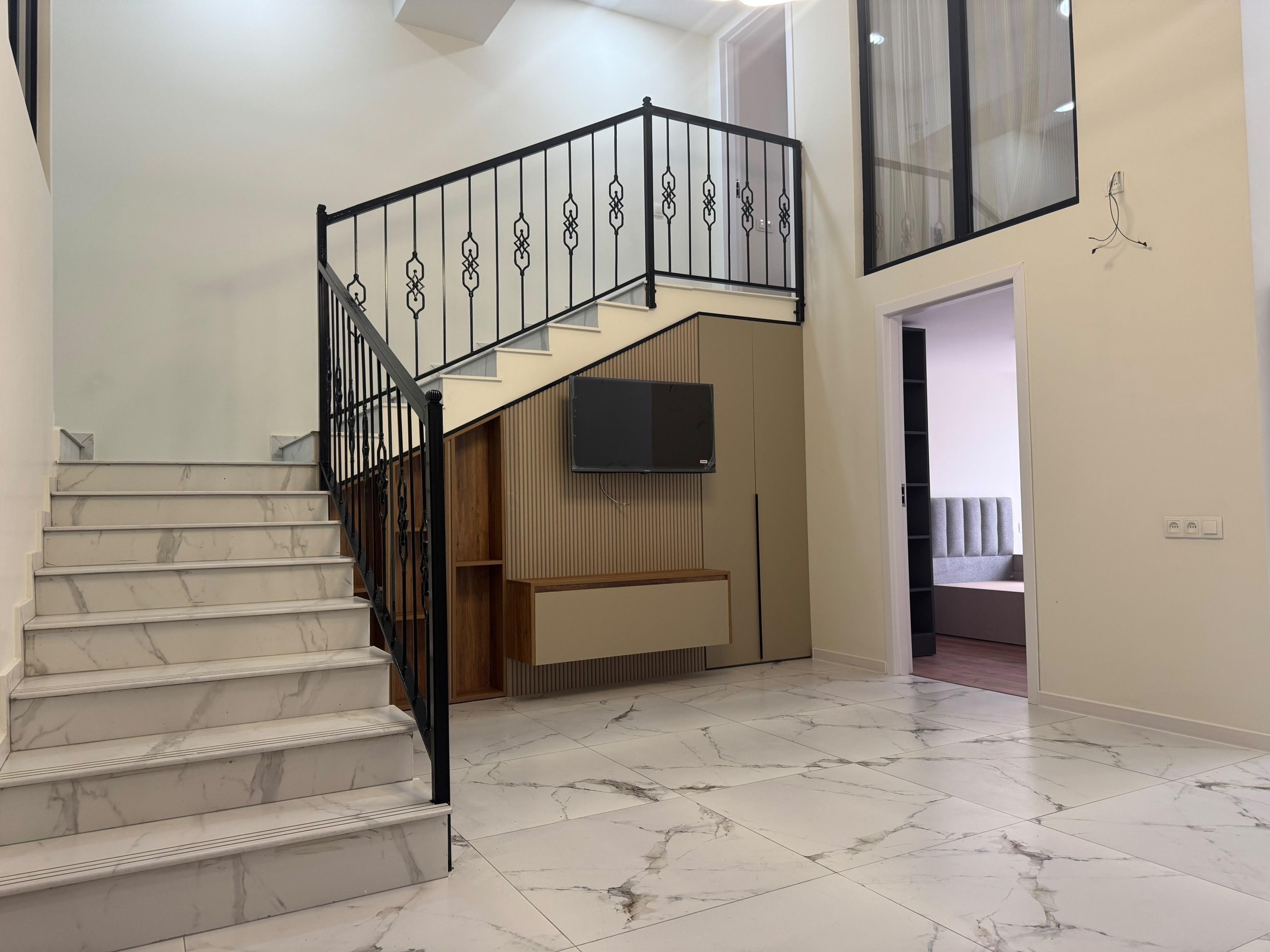 5-Room Apartment For Sale In Batumi, David Aghmashenebeli St, 20i view 4