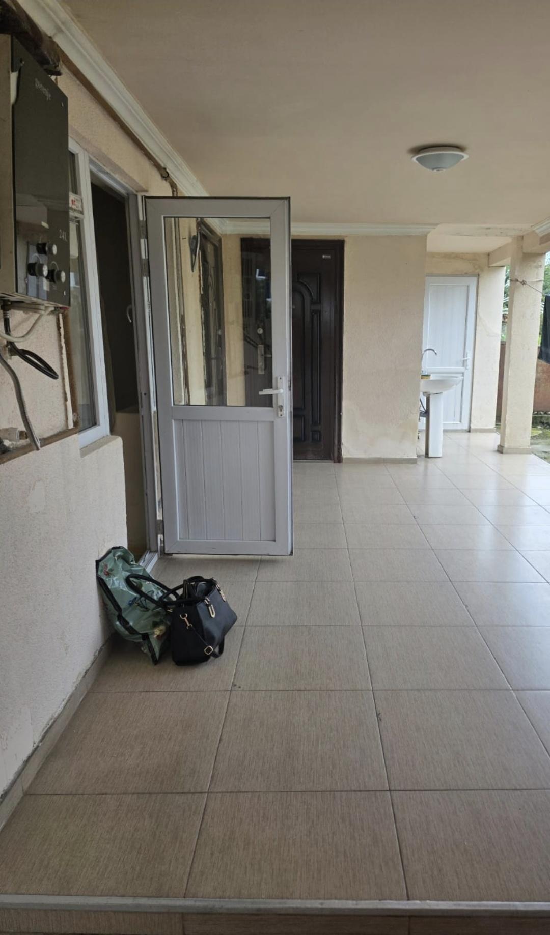 1-Room Apartment For Rent In Batumi, Fridon Khalvashi Ave, 87 view 1