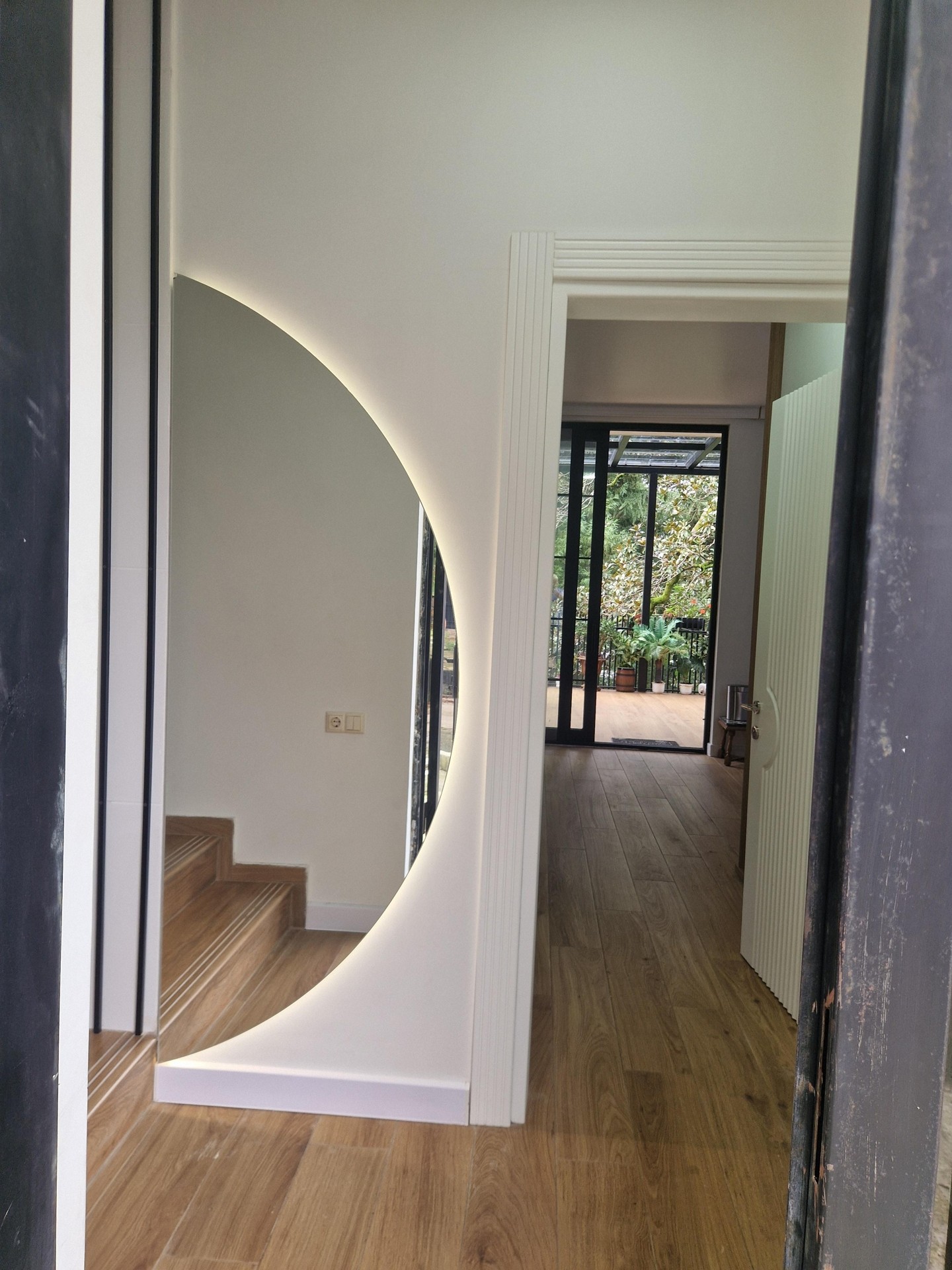 5-Room House In Batumi, Tamar Mepe 3rd Lane, 2d, 500 M², Is Available For Daily Rent For $80 view 6