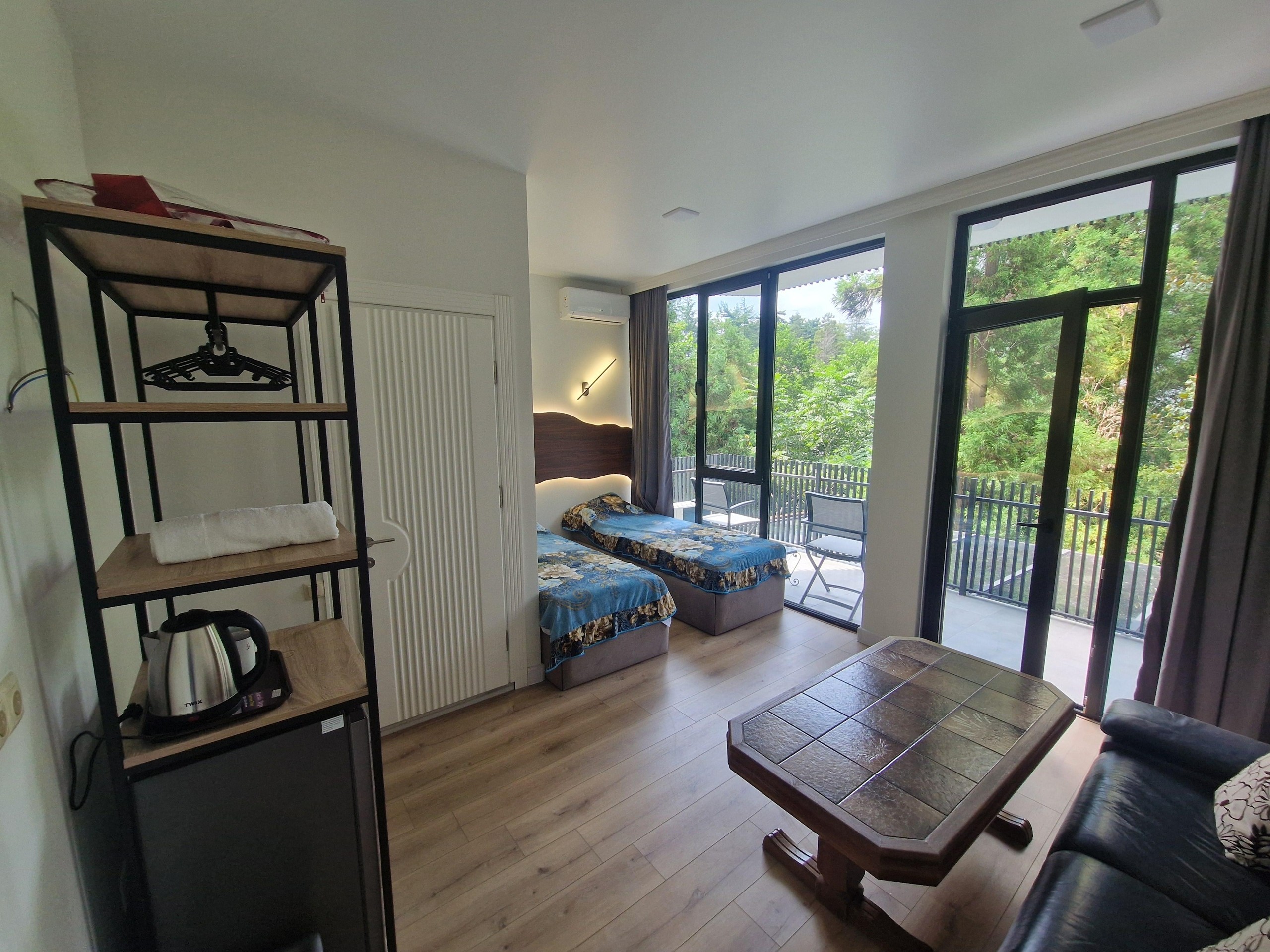 5-Room House In Batumi, Tamar Mepe 3rd Lane, 2d, 500 M², Is Available For Daily Rent For $80 view 17