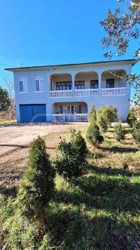 4-Room House For Rent In Batumi, Haidar Abashidze St, 1 view 6