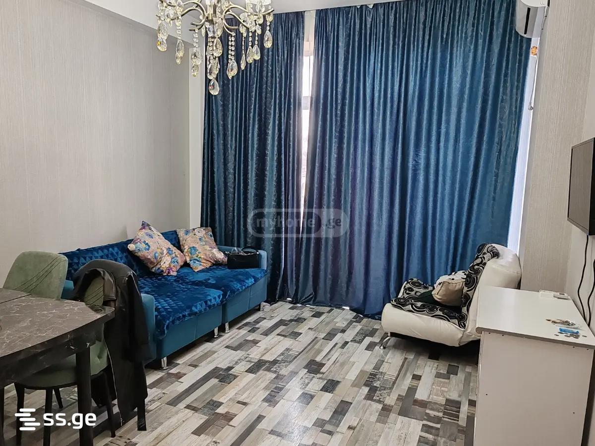 2部屋のマンション、ბერი გაბრიელ სალოსის გამზირი