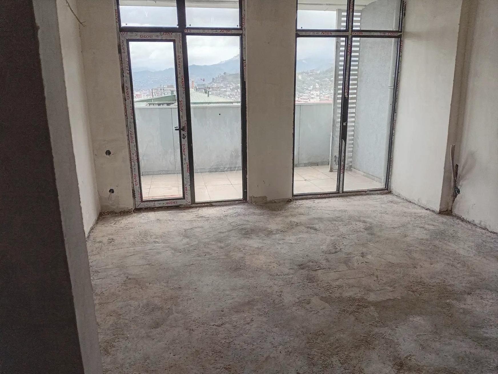 Studio Apartment For Sale view 5