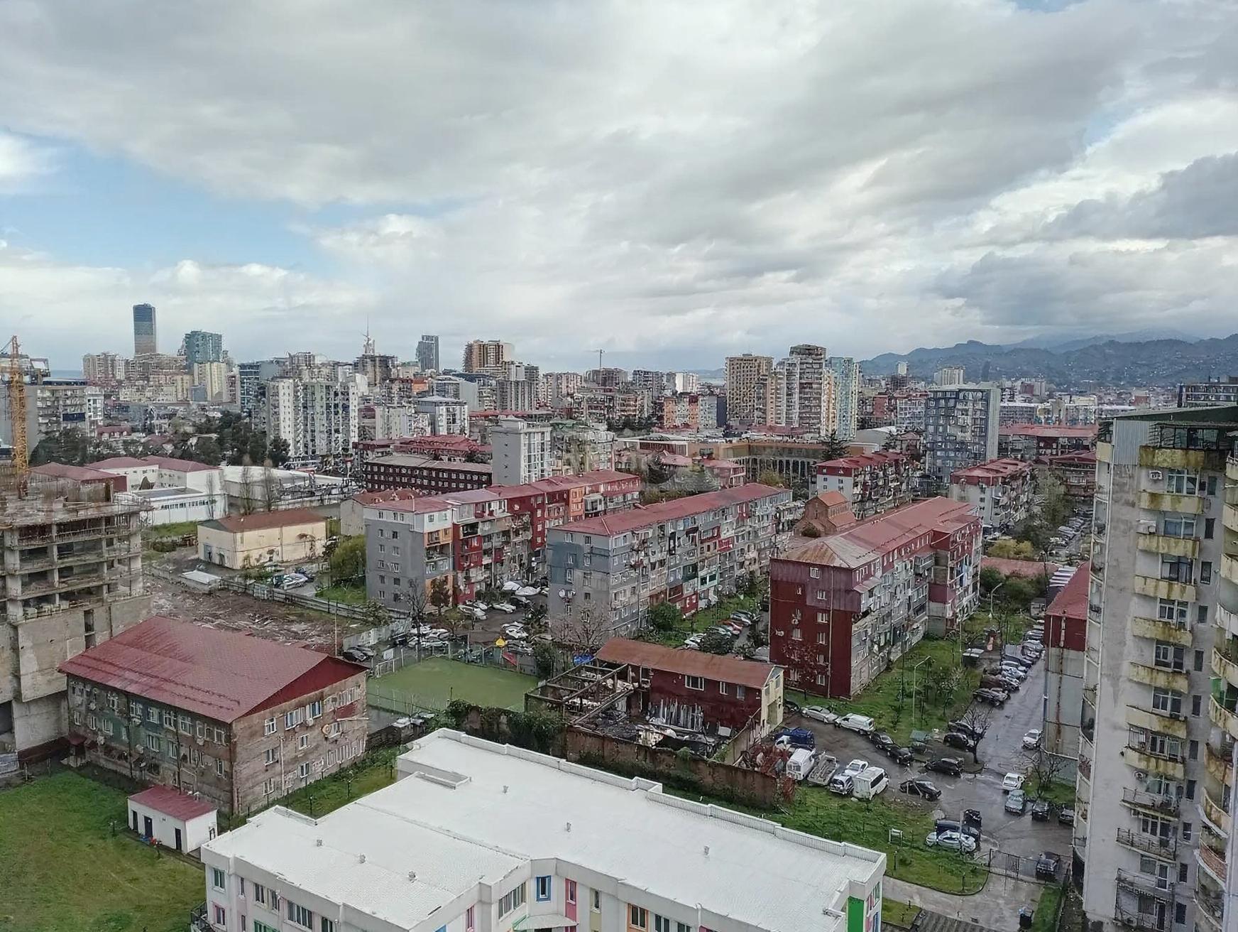 Studio Apartment For Sale view 2