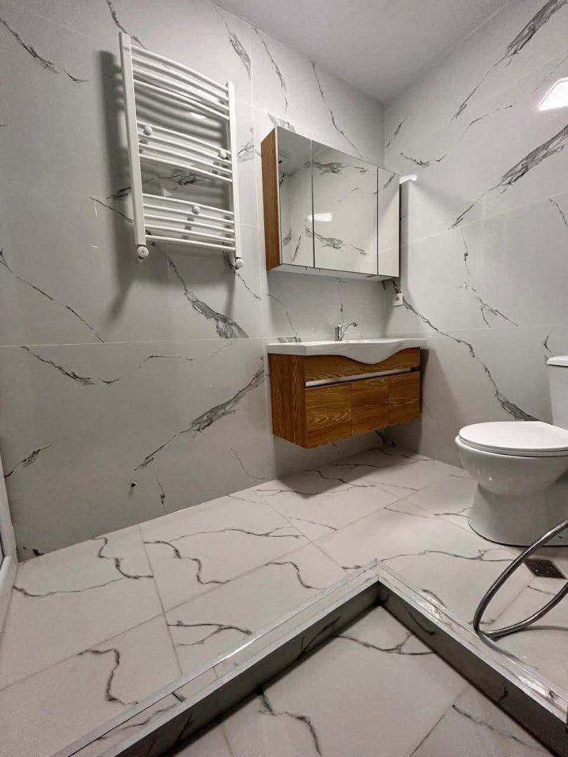 3-Room Apartment For Sale In Batumi, Zhiuli Shartava Ave, 27-31 view 9