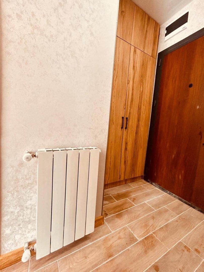 3-Room Apartment For Sale In Batumi, Zhiuli Shartava Ave, 27-31 view 11
