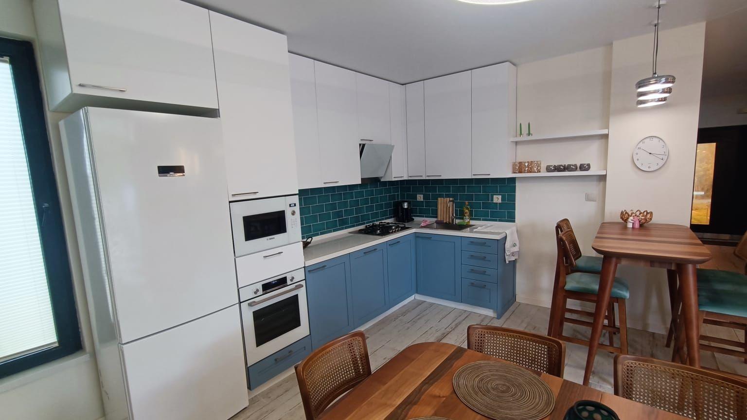 5-Room House For Sale In Batumi, Tamar Mepe Ave, 3 view 4