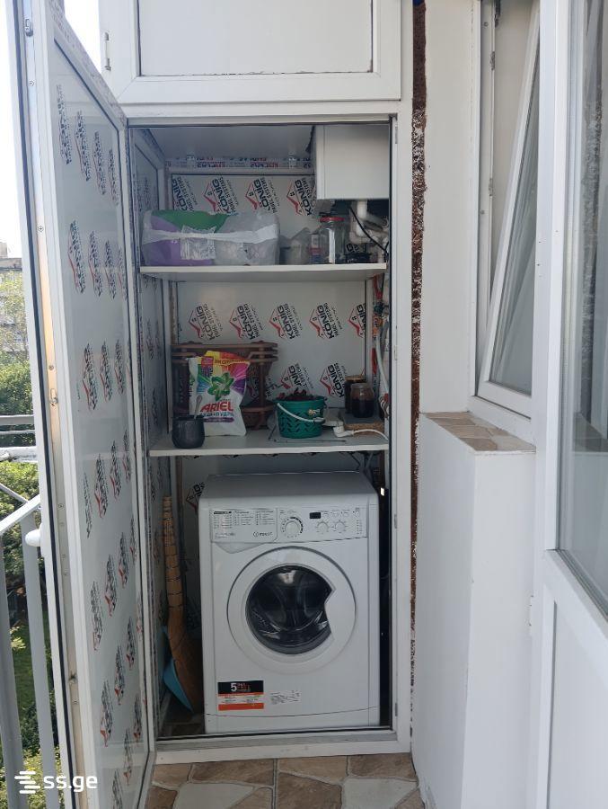2部屋のマンション、Tsminda Barbare