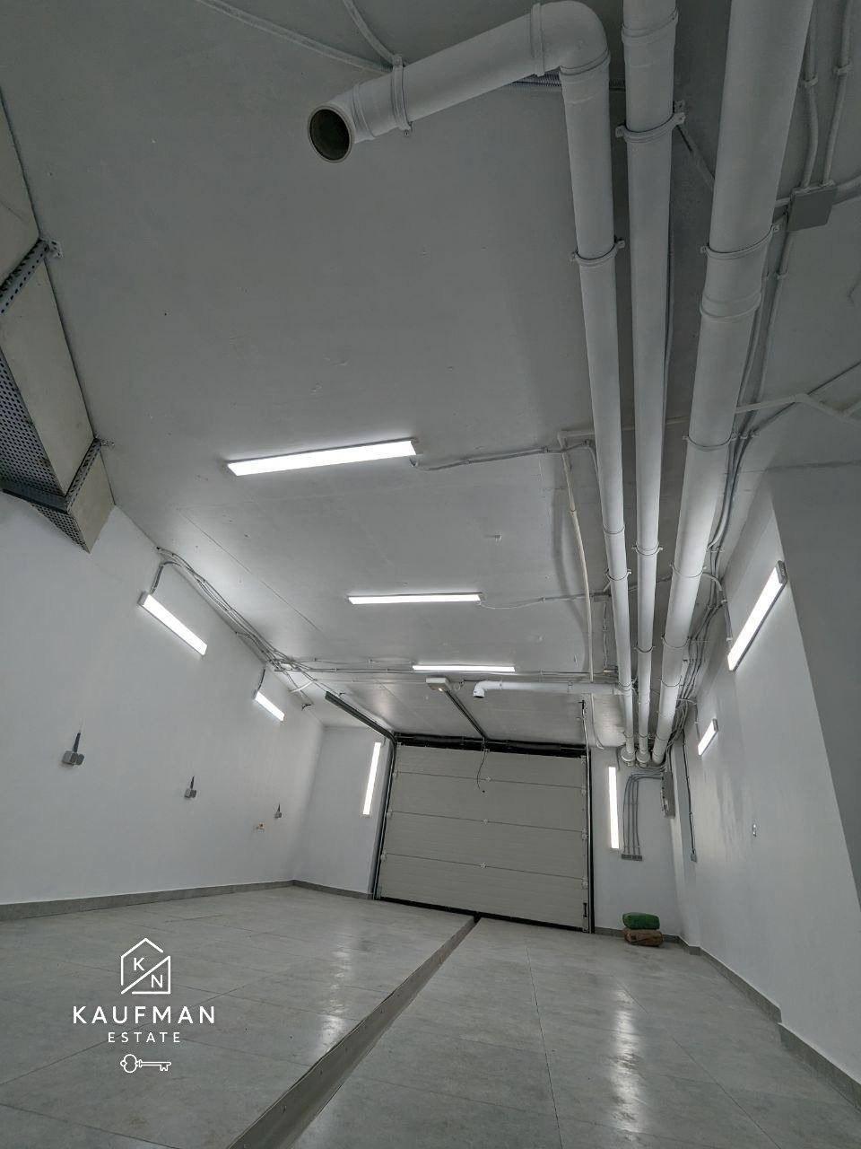 Commercial Property For Rent: 60 M² In Batumi, Zurab Gorgiladze St, 98 – $400 view 2