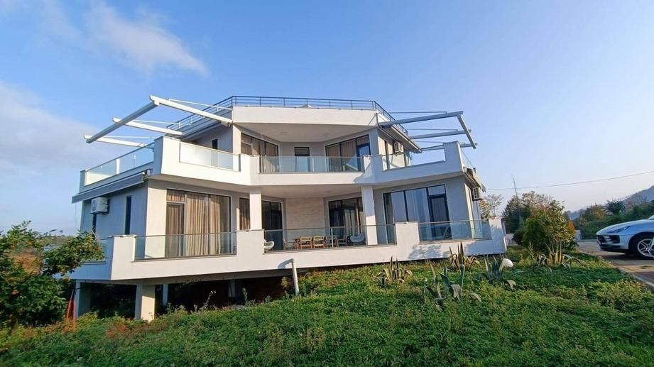 5-Room House For Sale In Batumi, Tamar Mepe Ave, 3 view 10