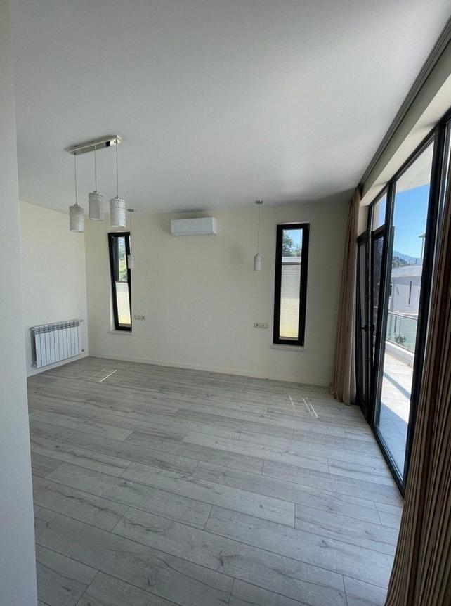 5-Room House For Sale In Batumi, Tamar Mepe Ave, 3 view 5