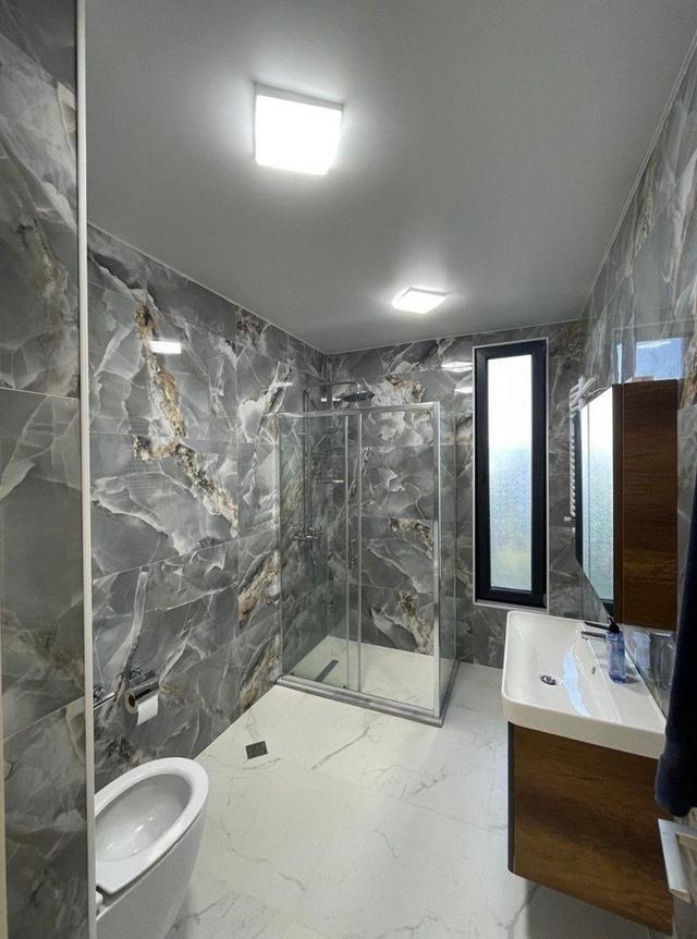5-Room House For Sale In Batumi, Tamar Mepe Ave, 3 view 8