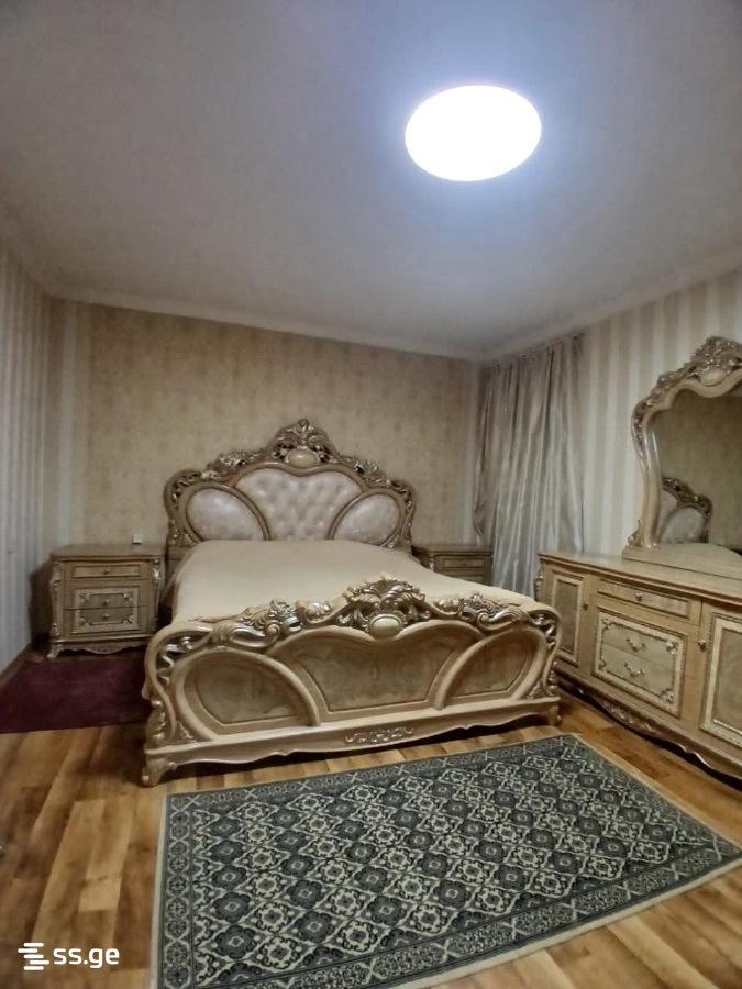 3 odalı daire, Avlabari
