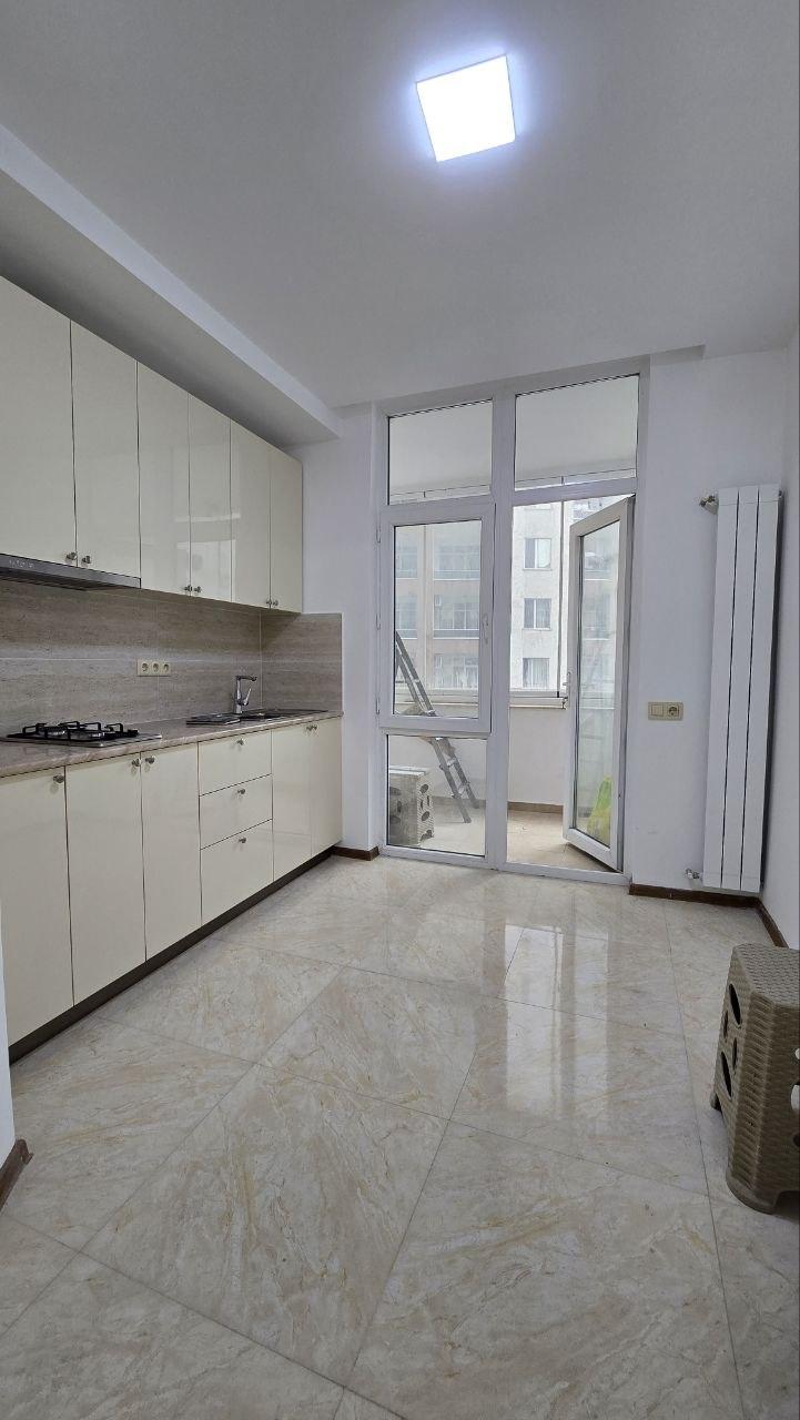 Commercial Property For Rent: 105 M² In Batumi, David Aghmashenebeli St, 2 – $1,500 view 5