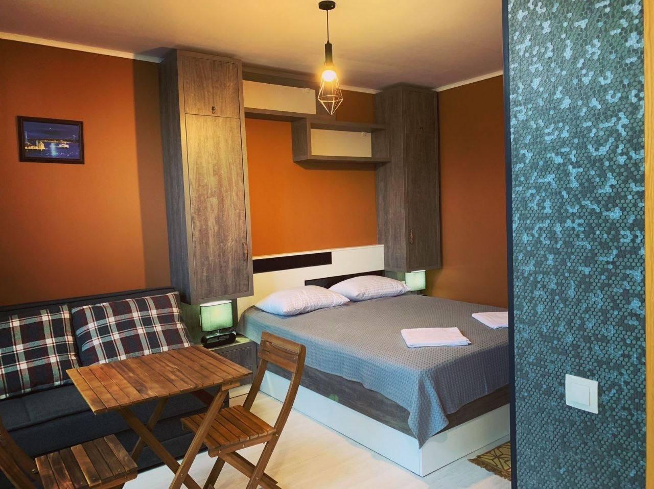 Studio Apartment For Rent In Batumi, Tamar Mepe Ave, 60 view 9