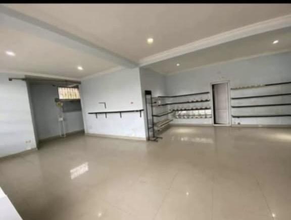 Commercial Property For Rent: 135 M² In Chakvi, Achq – $600 view 1