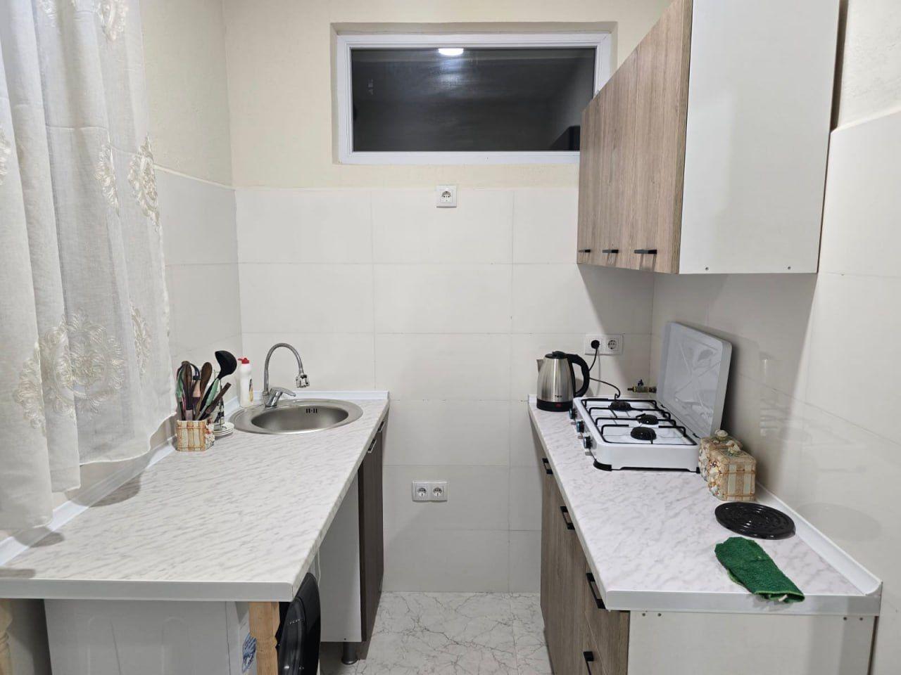 2-Room House For Rent In Batumi, Luka Asatiani St, 48 view 3