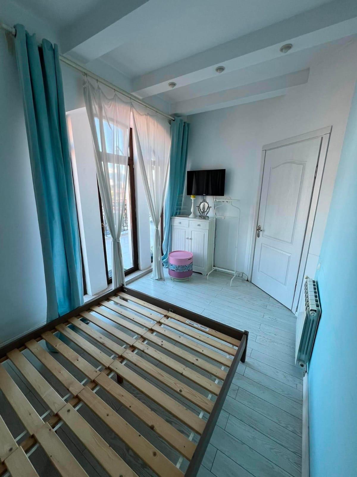 3-Room Apartment For Rent In Batumi, Orbi Old Batumi view 6