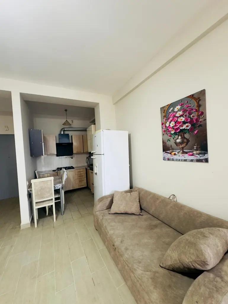 2-Zimmer-Wohnung, Ortachala