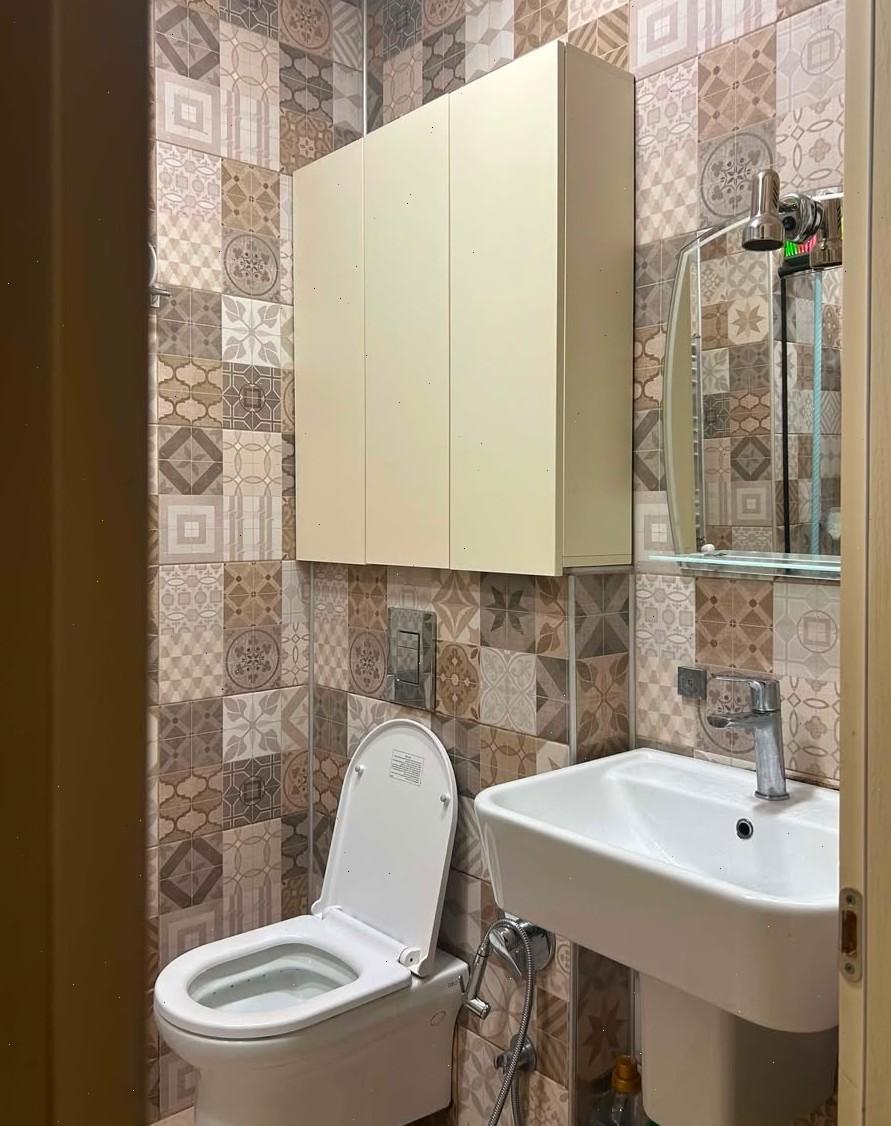 3-Room Apartment For Sale In Batumi, David Aghmashenebeli St, 22g view 2