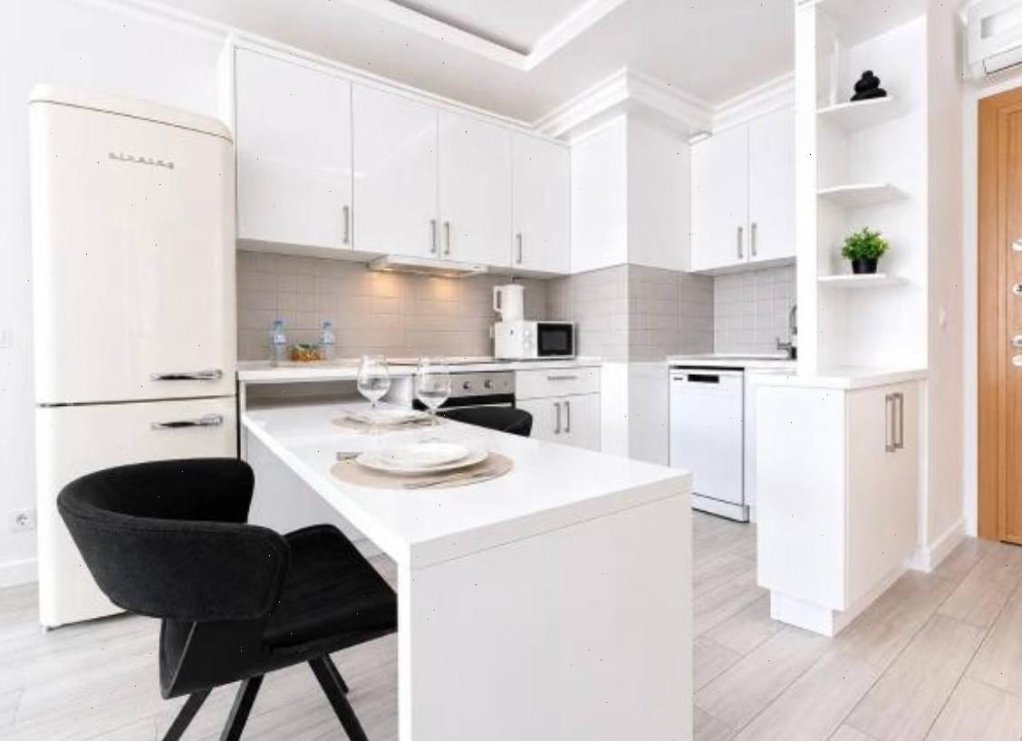 2-Room Apartment For Sale In Batumi, Porta Batumi Tower view 4