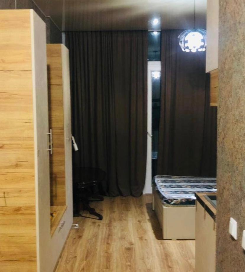 Studio Apartment For Rent In Batumi, Tamar Mepe Ave, 48 view 9