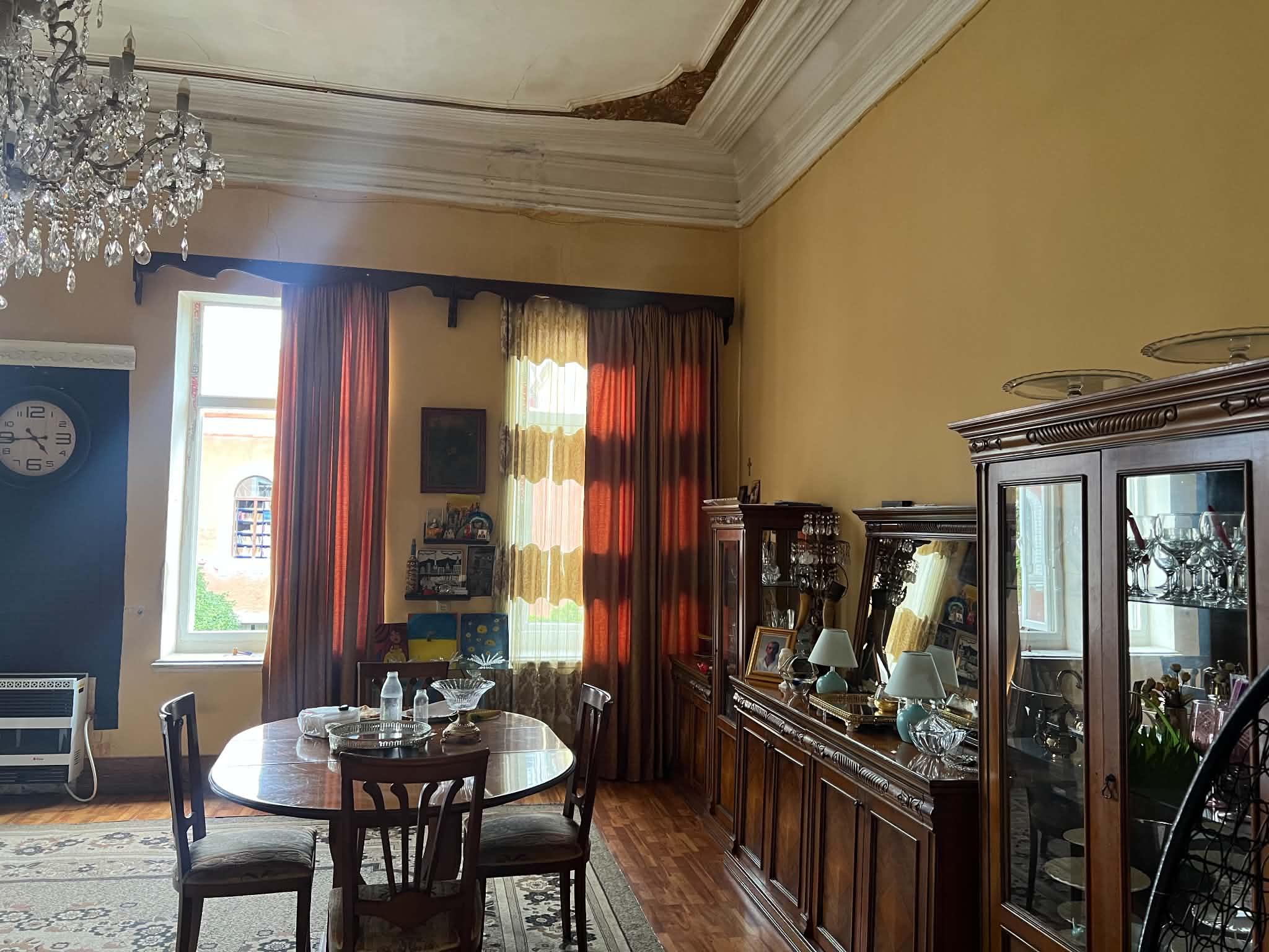 5-Room House For Sale In Batumi, Vazha-Pshavela St, 28 view 4