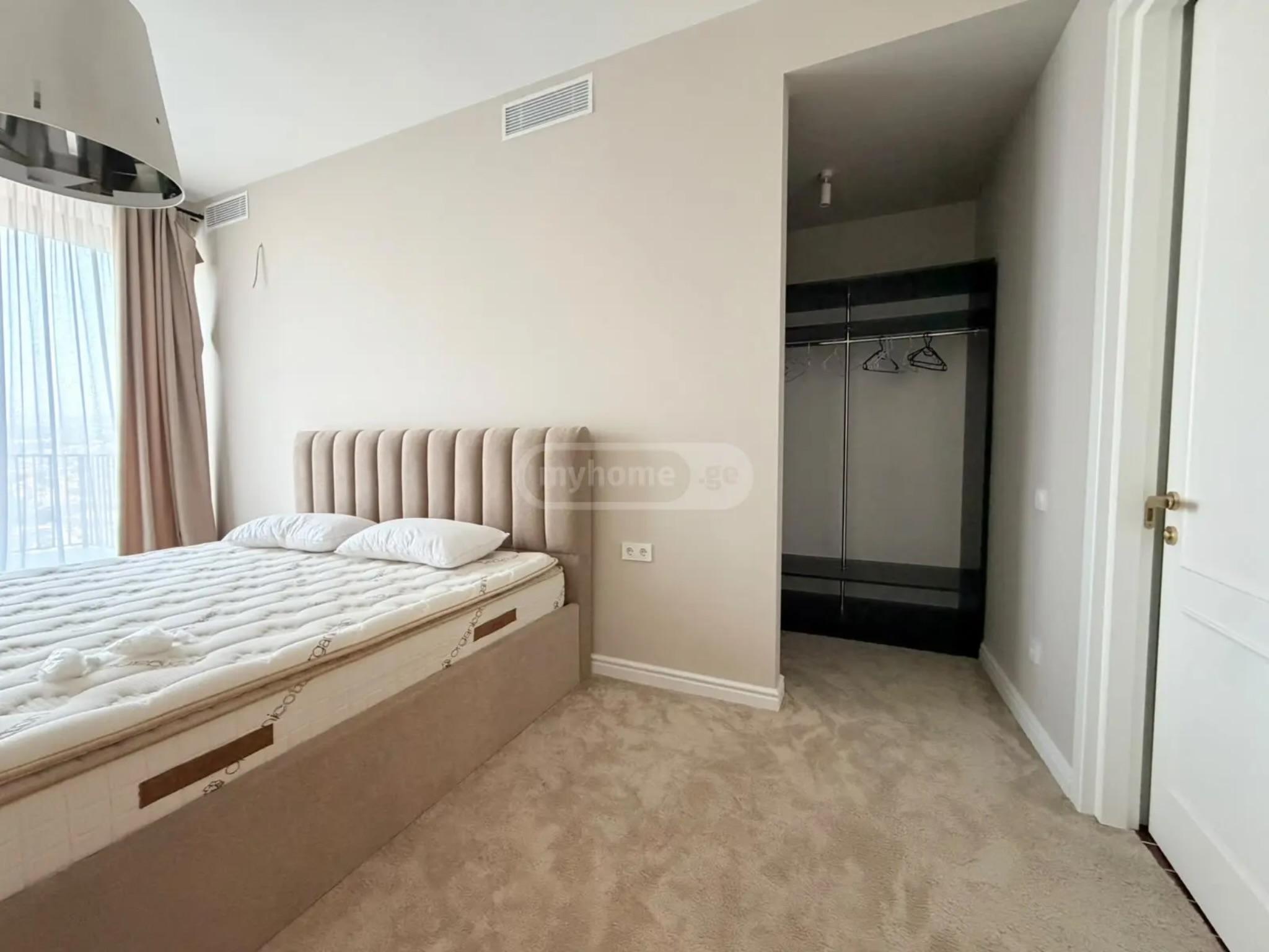 Polikarpe Kakabadze St, 47: Studio, 230.0 M² | Korter.Ge view 5