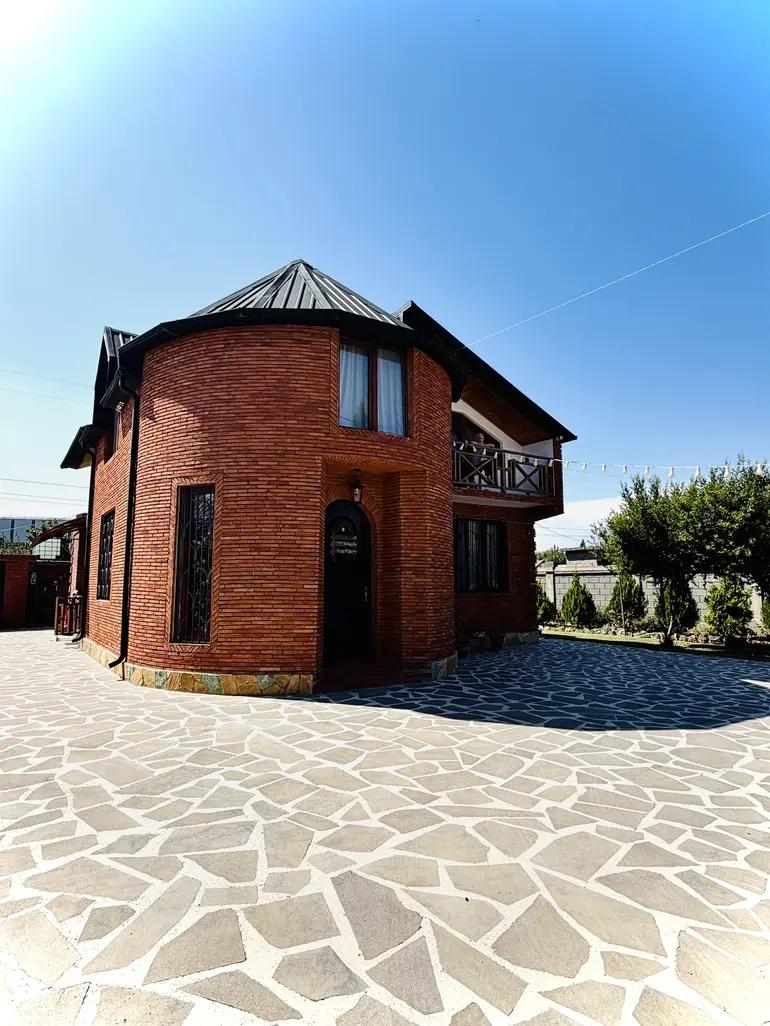 Ponichala 3, 6: 6-Room House, 1800.0 M² | Korter.Ge view 1