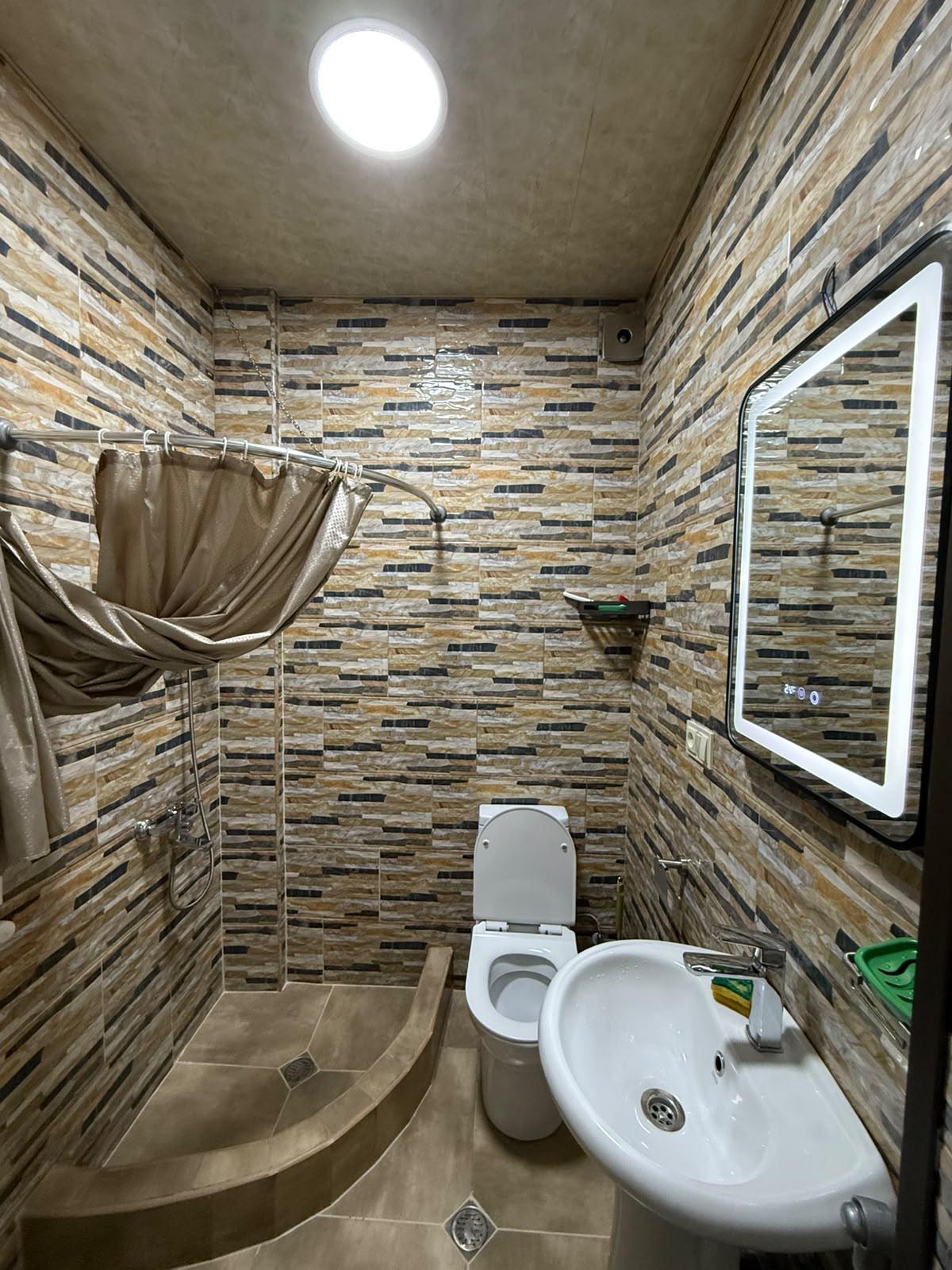 3-Room Apartment For Rent In Batumi, Ioseb Imedashvili St, 17 view 10