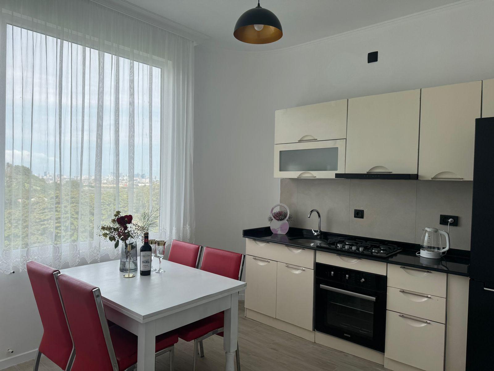 4-Room House For Rent In Batumi, Fridon Khalvashi Ave, 364 view 8