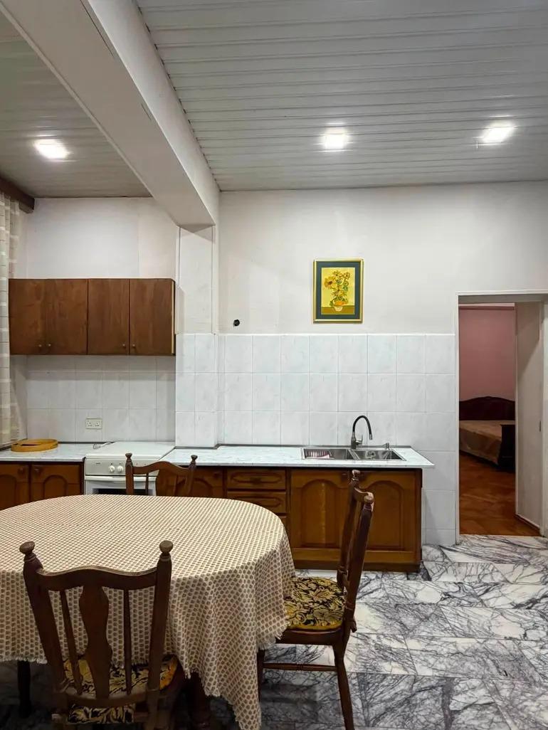 3-room apartment, Sololaki