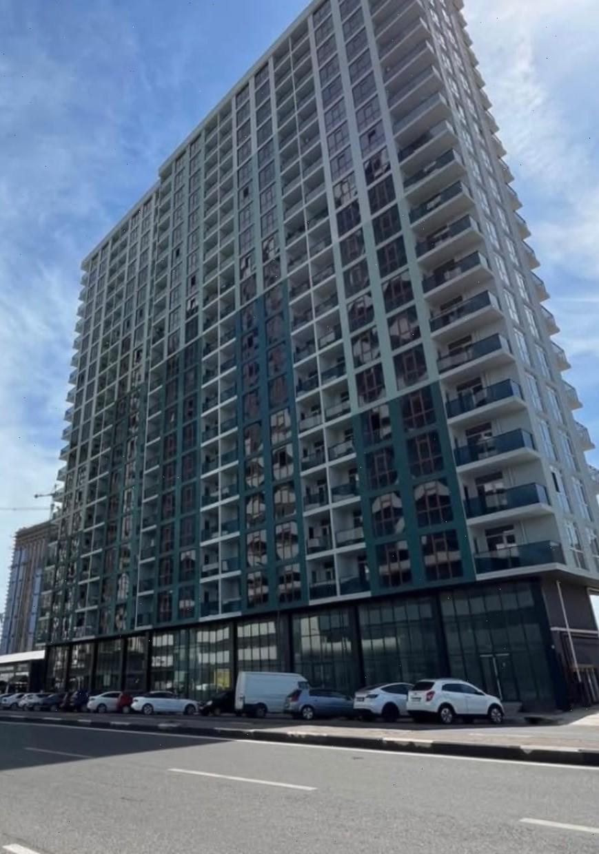 3-Room Apartment For Sale In Batumi, Zhiuli Shartava Ave, 27-31 view 5