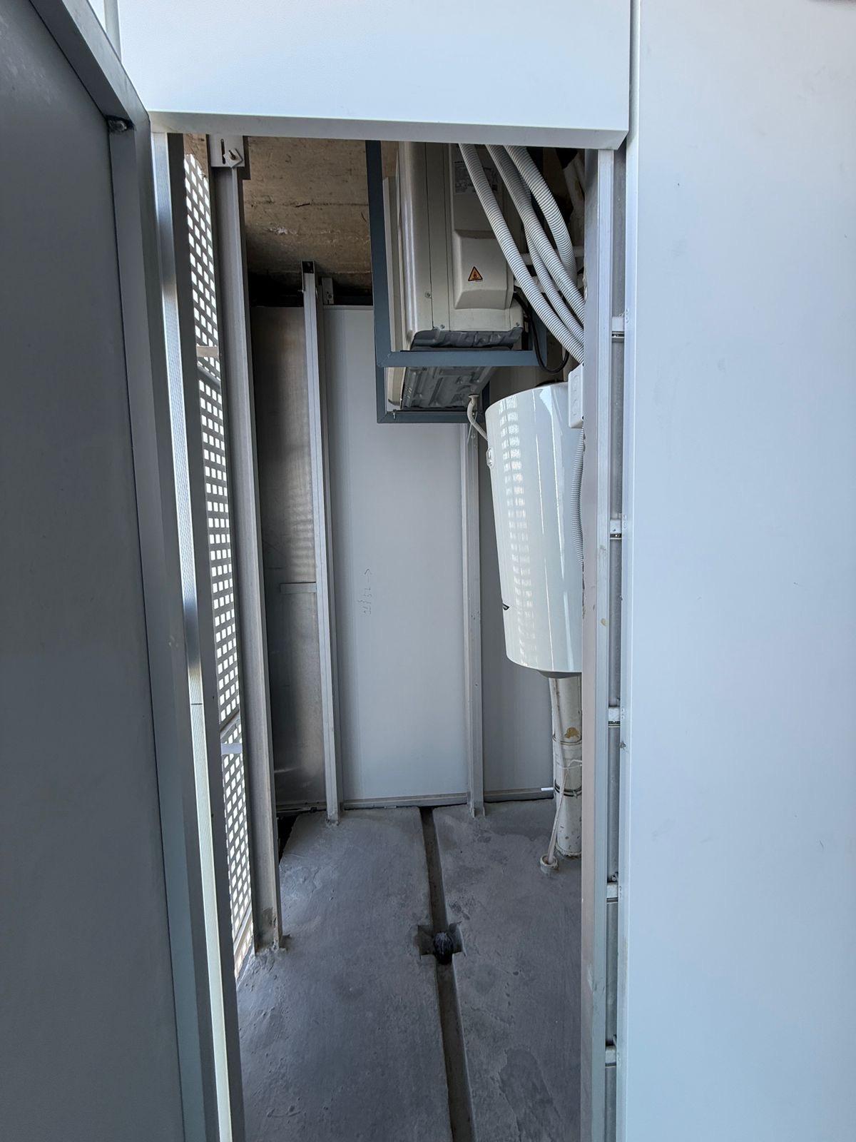 Studio Apartment For Sale view 4
