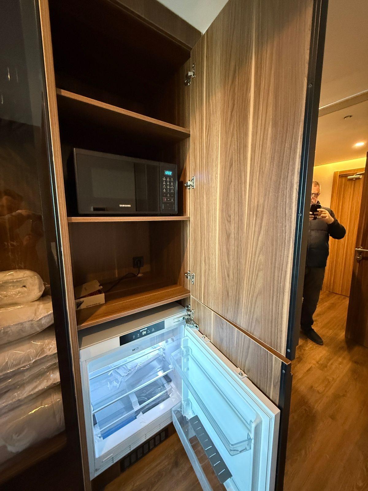 Studio Apartment For Sale view 11