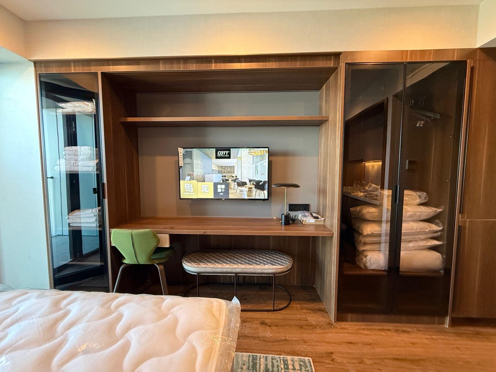 Studio Apartment For Sale view 17