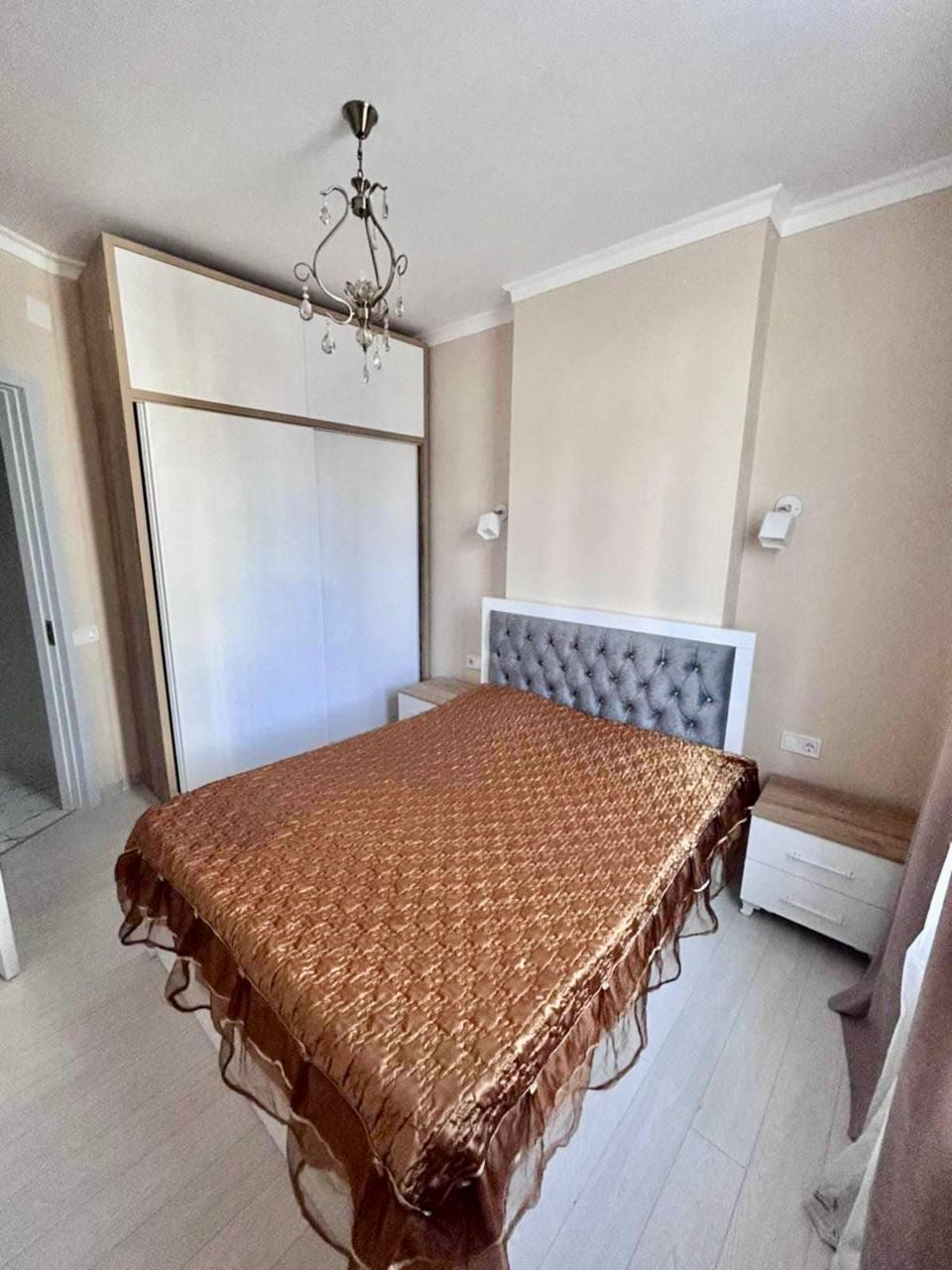 4-Room Apartment For Rent In Batumi, Comfort Palace Bagrationi view 5
