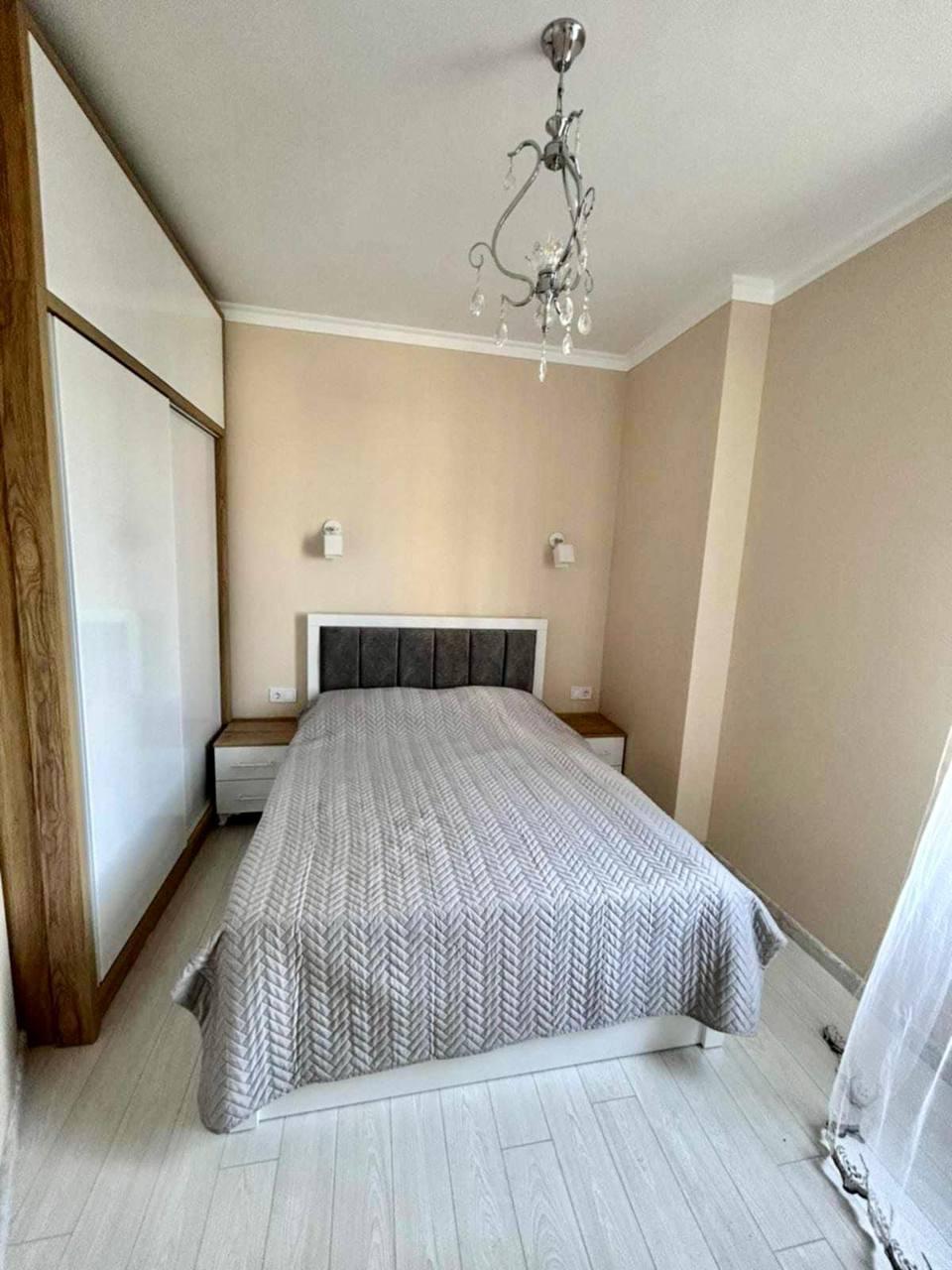 4-Room Apartment For Rent In Batumi, Comfort Palace Bagrationi view 6