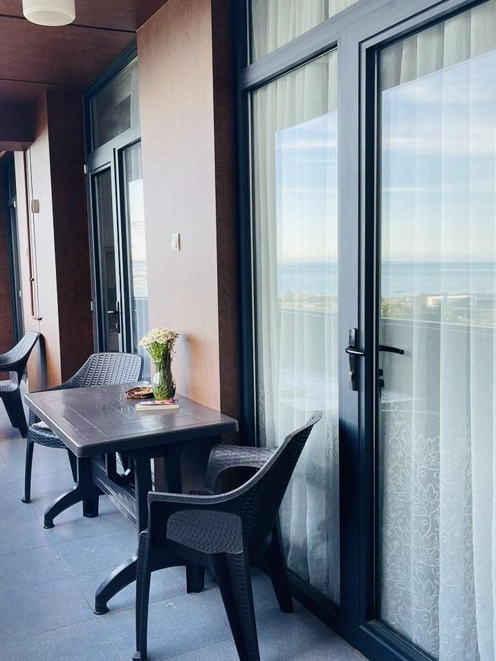4-Room Apartment For Rent In Batumi, Alexandre Akhmeteli St, 3 view 12