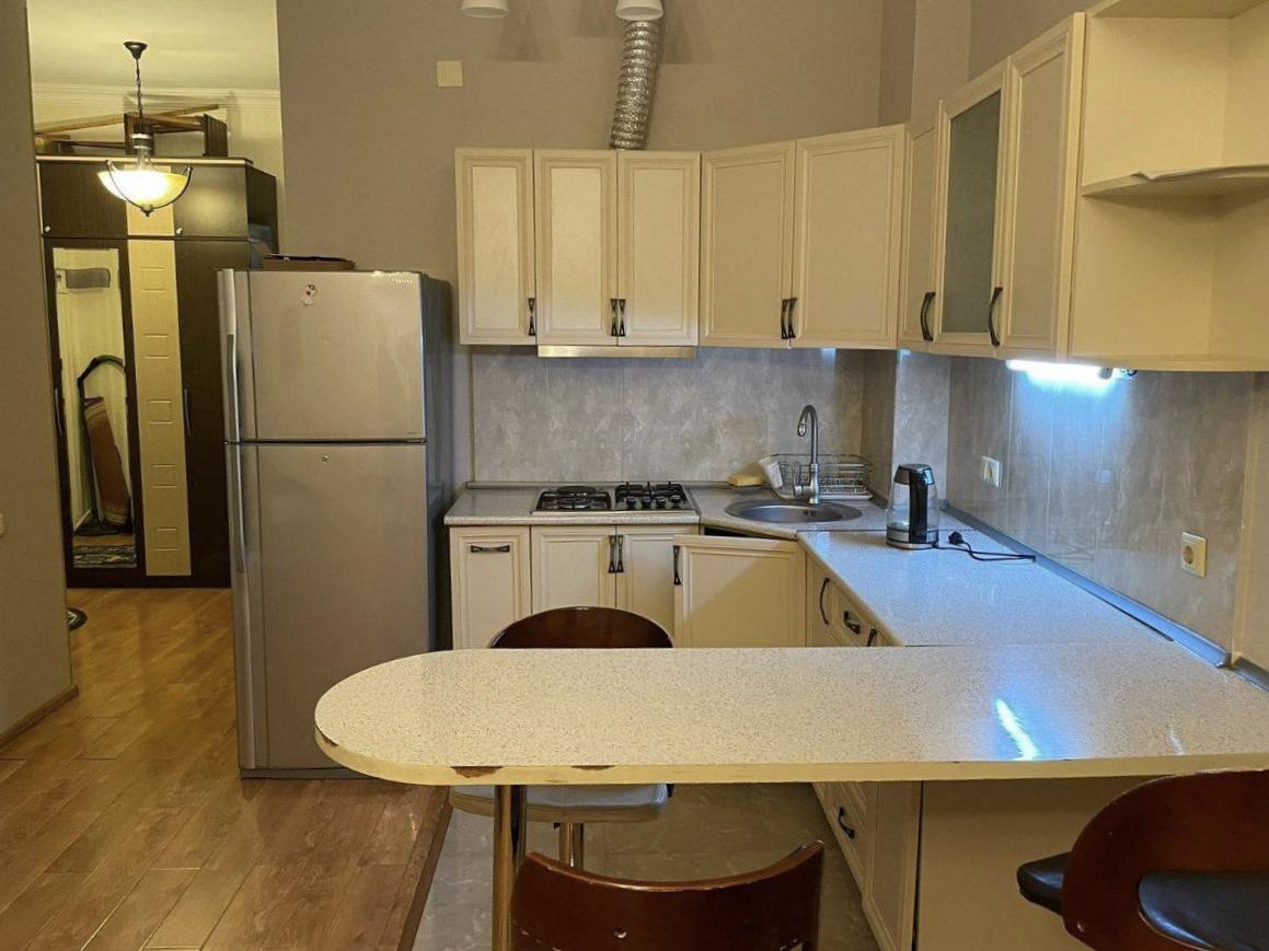 2-Room Apartment For Rent In Batumi, Vakhtang Gorgasali St, 128-134 view 2