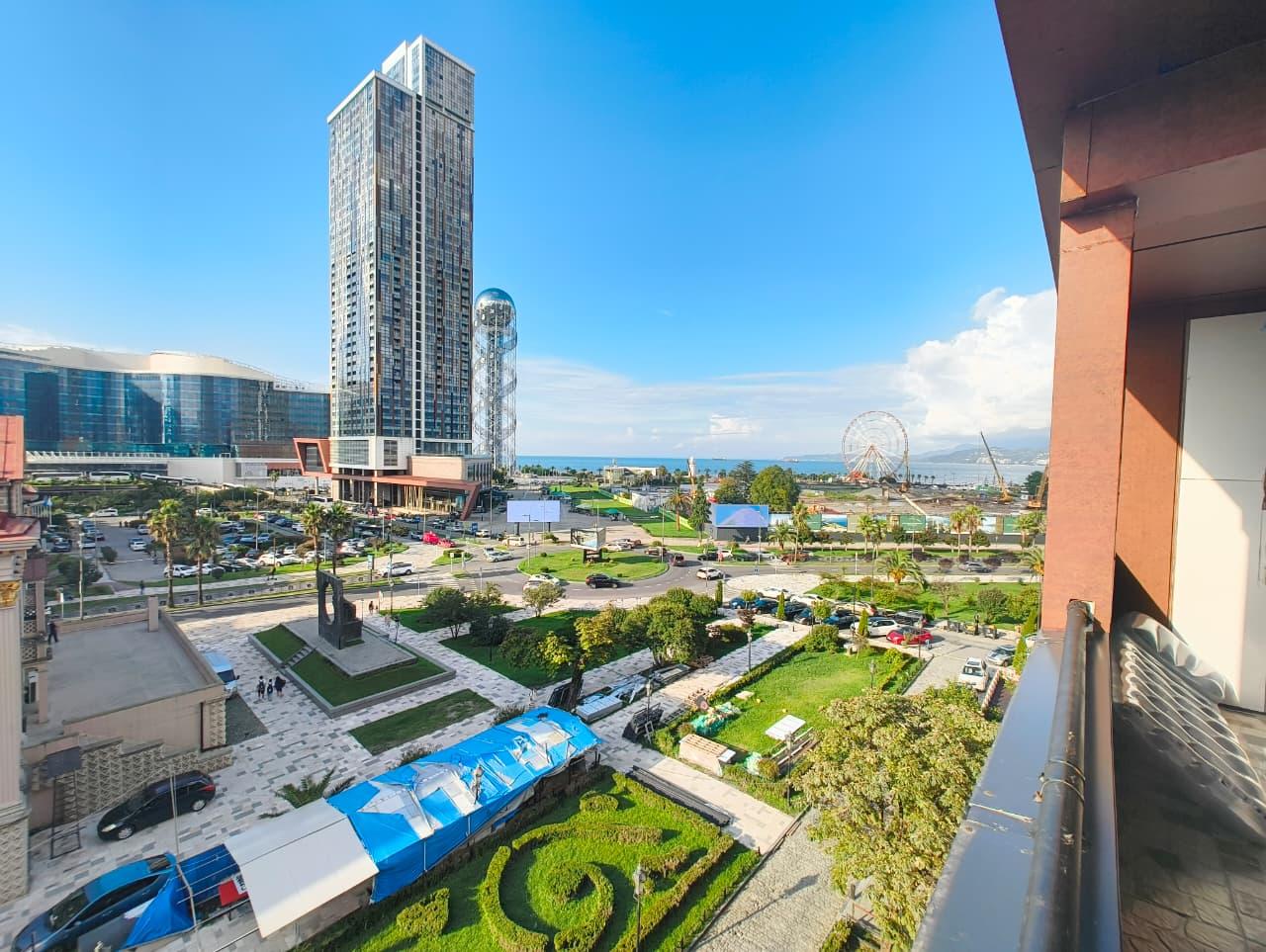 4-Room Apartment For Sale In Batumi, Alexandre Akhmeteli St, 5 view 4