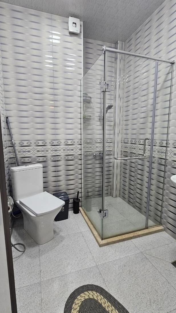 3-Room Apartment For Rent In Batumi, Shavsheti St, 24 view 2