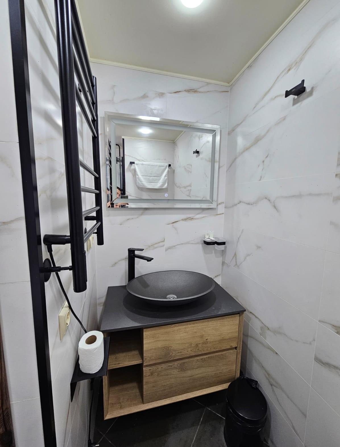 Studio Apartment For Sale view 3