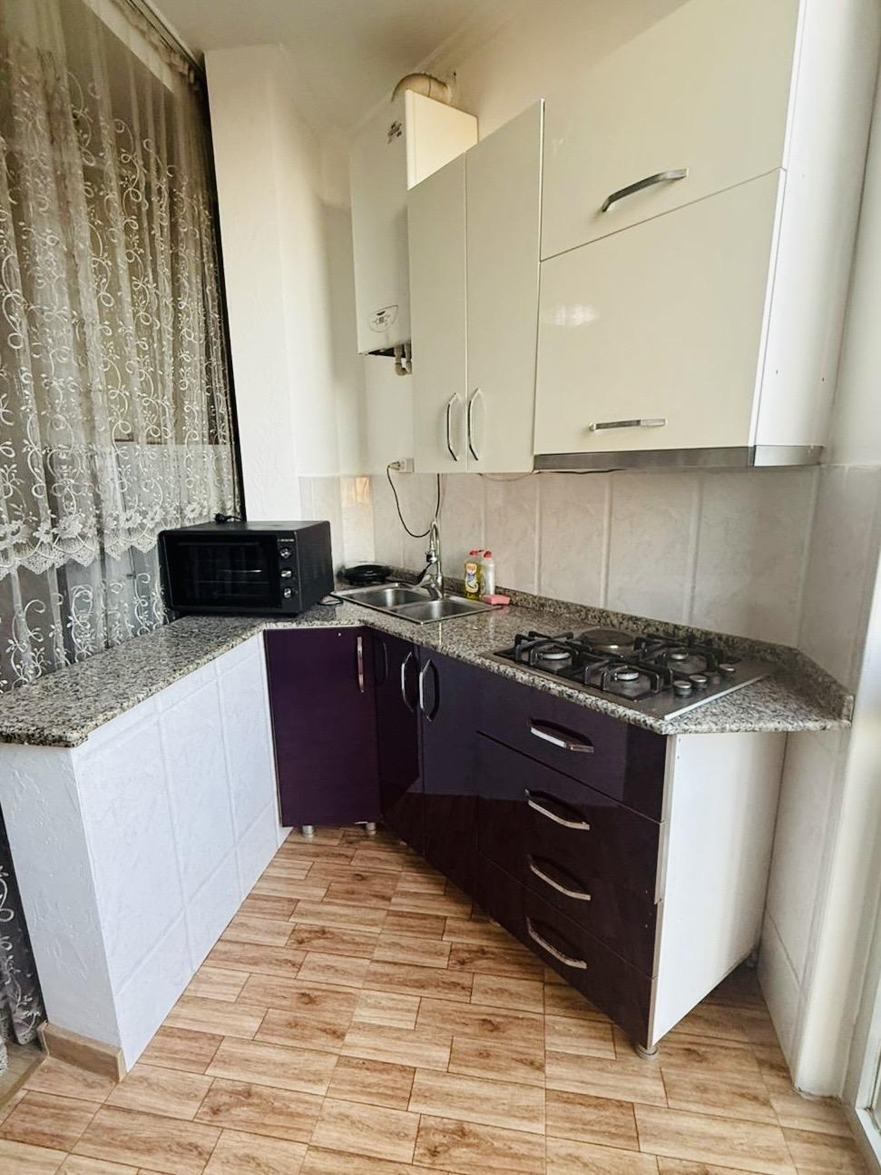 4-Room Apartment For Rent In Batumi, Ilia Chavchavadze St, 32a view 7