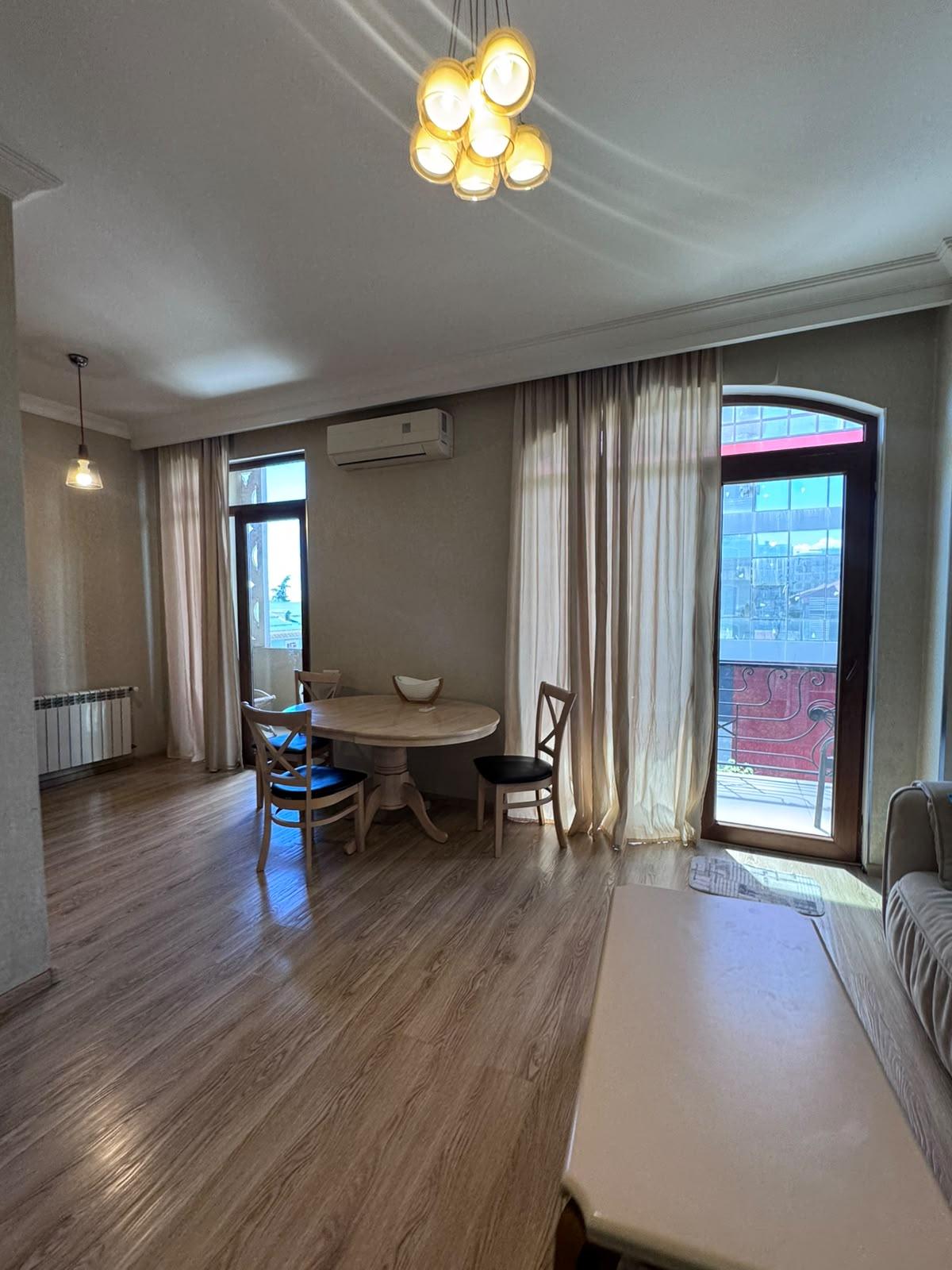 4-Room Apartment For Rent In Batumi, Shota Rustaveli St, 37 view 2
