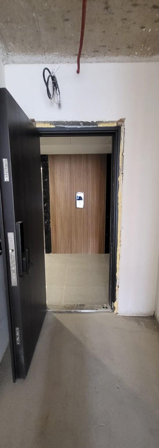 Studio Apartment For Sale view 5