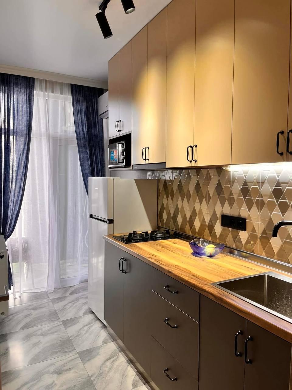 2-Room Apartment For Sale In Batumi, Invest Batumi view 2
