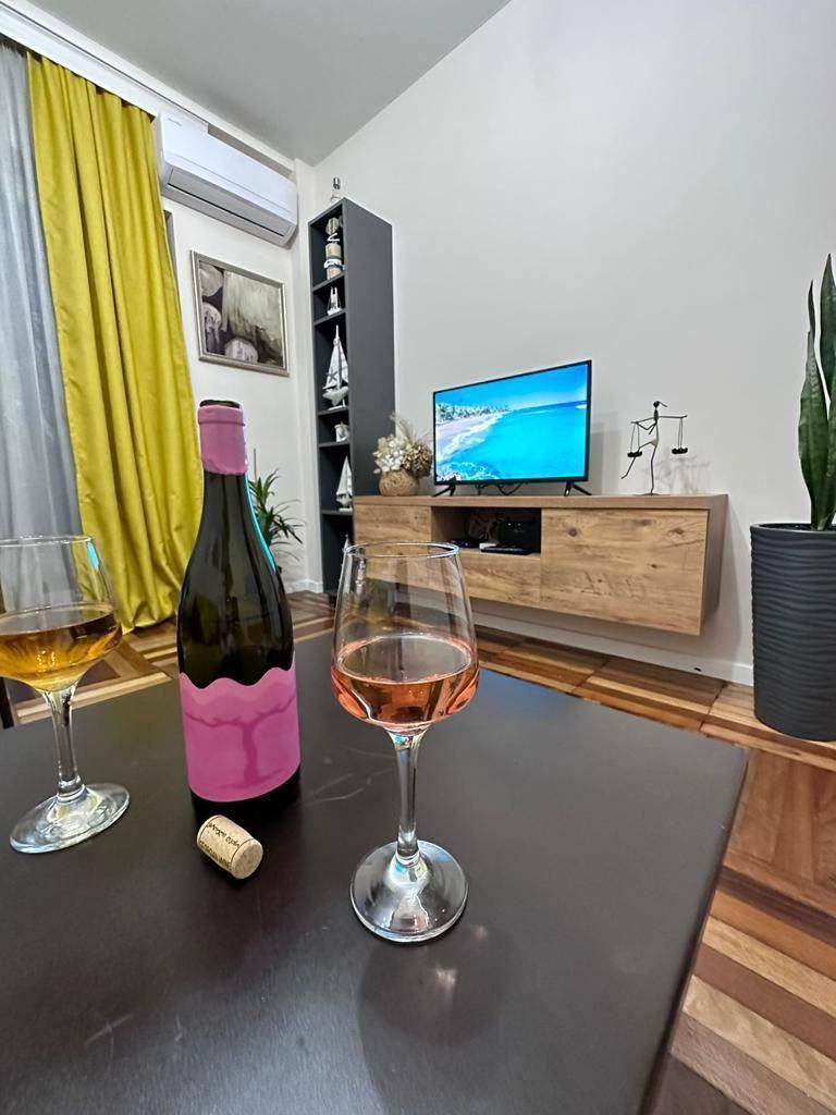3-Room Apartment For Rent In Batumi, Alexandre Akhmeteli St, 7 view 3