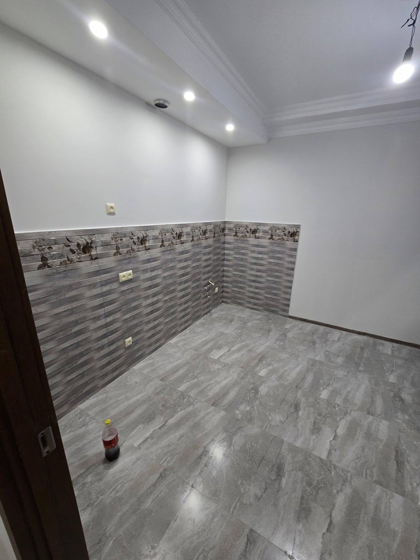 5-Room Apartment For Sale In Batumi, David Aghmashenebeli St, 3 view 5